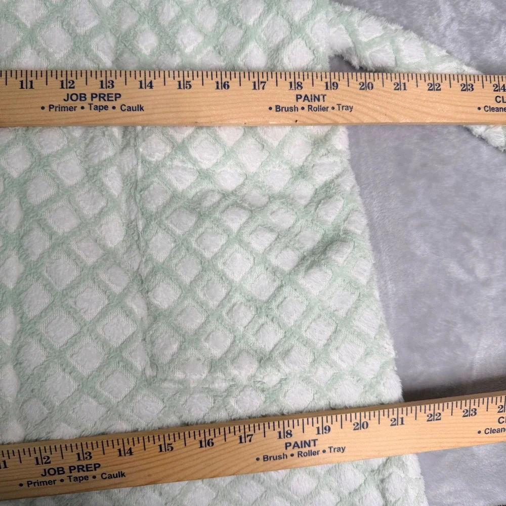 Soft Surroundings Mint Green Textured Plush Robe Small 2DA25 Long Sleeve Belted